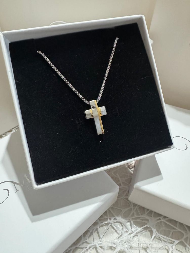 Cross Pendant Necklace